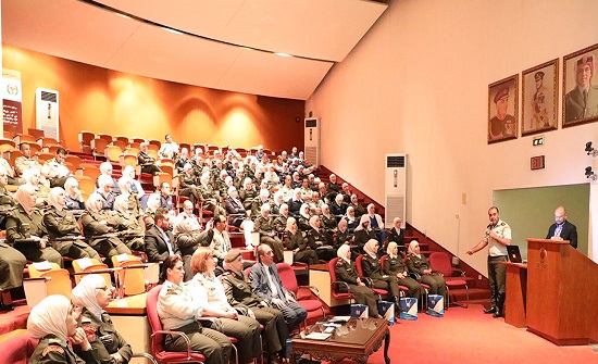 الخدمات الطبية والحوسبة الصحية تطلقان برنامجا تدريبيا للممرضين الخدمات الطبية والحوسبة الصحية تطلقان برنامجا تدريبيا للممرضين