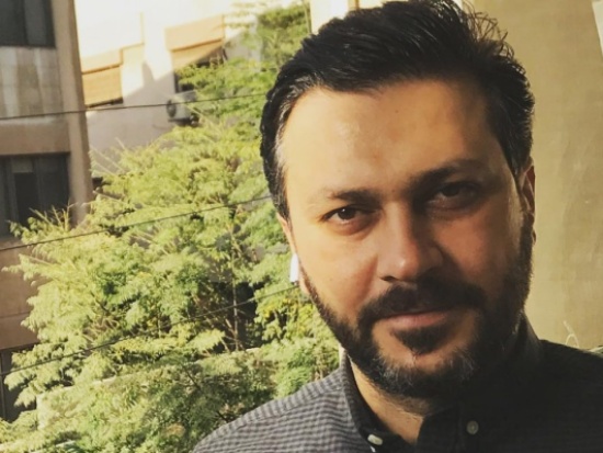 بالفيديو-وائل شرف يهدي أهم مقتنيات شخصية “معتز” لجمهوره…فهل حسم قراره بعدم العودة لـ”باب الحارة” بالفيديو-وائل شرف يهدي أهم مقتنيات شخصية “معتز” لجمهوره…فهل حسم قراره بعدم العودة لـ”باب الحارة”