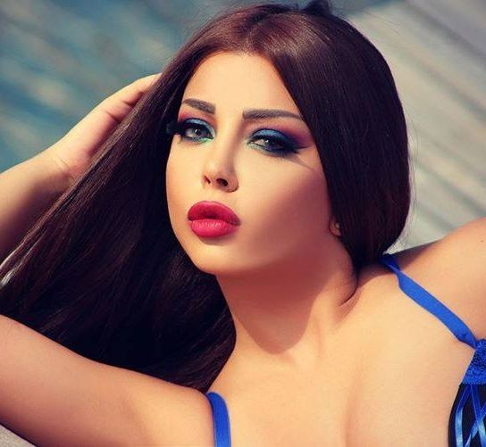 رولا يموت بإطلالة إباحية رولا يموت بإطلالة إباحية