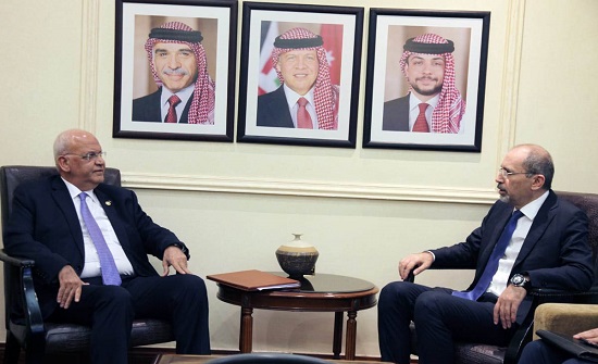 الصفدي وعريقات: لا يمكن لأي أفكار اقتصادية أن تكون بديلا عن حل الدولتين الصفدي وعريقات: لا يمكن لأي أفكار اقتصادية أن تكون بديلا عن حل الدولتين