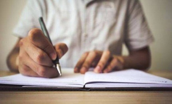 سؤال في امتحان صيني: سفينة تحمل 26 خروفا و10 من الماعز، فكم يبلغ عمر ربانها؟ سؤال في امتحان صيني: سفينة تحمل 26 خروفا و10 من الماعز، فكم يبلغ عمر ربانها؟