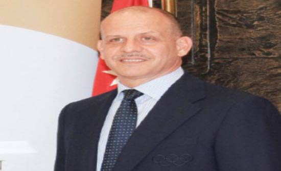 الأمير فيصل يؤدي اليمين الدستورية نائبا لجلالة الملك الأمير فيصل يؤدي اليمين الدستورية نائبا لجلالة الملك