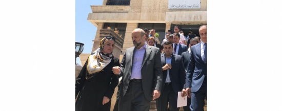 بالفيديو - الرزاز لموظفي "أراضي غرب عمان" : لقد اعذر من انذر بالفيديو - الرزاز لموظفي "أراضي غرب عمان" : لقد اعذر من انذر