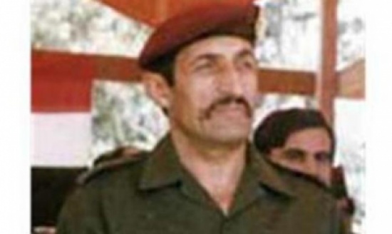 قائد القوات الخاصة ينشق عن الاسد ويصفه "بالحمار " قائد القوات الخاصة ينشق عن الاسد ويصفه "بالحمار "