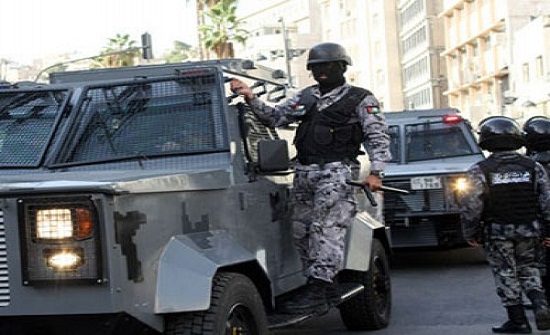الأمن يفض احتجاج لاصحاب بسطات في إربد الأمن يفض احتجاج لاصحاب بسطات في إربد