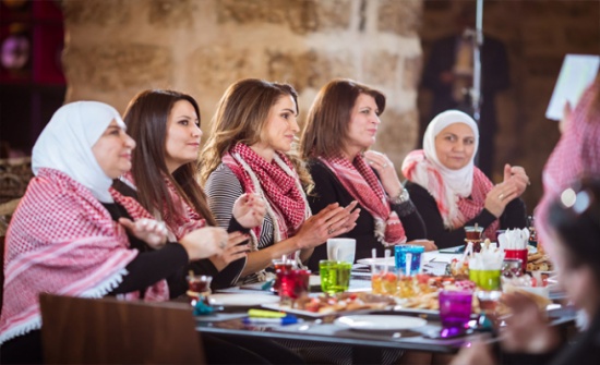 الملكة رانيا تلتقي مجموعة من السيدات الناشطات على مواقع التواصل الاجتماعي الملكة رانيا تلتقي مجموعة من السيدات الناشطات على مواقع التواصل الاجتماعي