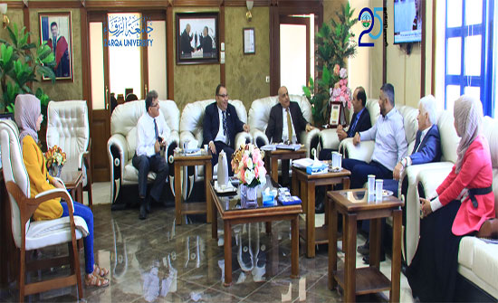 وفد من لجنة هيئة الاعتماد يزور جامعة الزرقاء وفد من لجنة هيئة الاعتماد يزور جامعة الزرقاء