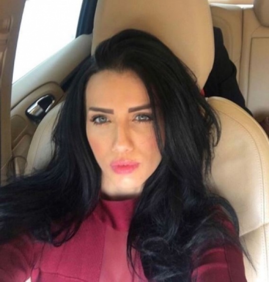 إيمان الباني تخطف الأنظار بصورة جديدة برفقة زوجها مراد يلدريم إيمان الباني تخطف الأنظار بصورة جديدة برفقة زوجها مراد يلدريم