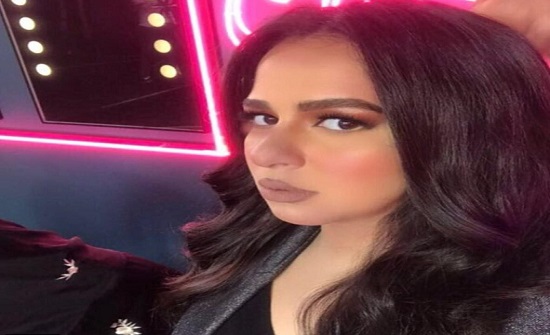 بالصور والفيديو : حجاب إيمي سمير غانم في أحد المطاعم يشعل انستقرام وهذا سر ظهورها به بالصور والفيديو : حجاب إيمي سمير غانم في أحد المطاعم يشعل انستقرام وهذا سر ظهورها به