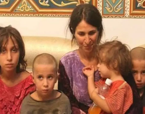 دمشق تعلن تحرير 19 امرأة وطفلا من تنظيم الدولة (فيديو) دمشق تعلن تحرير 19 امرأة وطفلا من تنظيم الدولة (فيديو)
