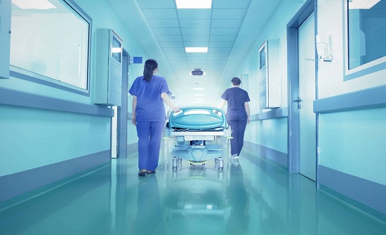 نجم دخل لإجراء عملية تجميل لأنفه فأصيب بـ"الانتصاب الدائم".. نجم دخل لإجراء عملية تجميل لأنفه فأصيب بـ"الانتصاب الدائم"..