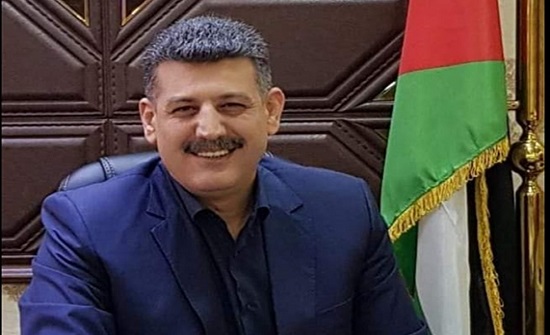 ابوعاقولة نقيبا لأصحاب شركات التخليص ونقل البضائع ابوعاقولة نقيبا لأصحاب شركات التخليص ونقل البضائع