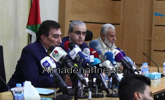 شاهد بالفيديو : التسجيل الكامل لاجتماع النواب مع الحكومة حول حادث البحر الميت شاهد بالفيديو : التسجيل الكامل لاجتماع النواب مع الحكومة حول حادث البحر الميت