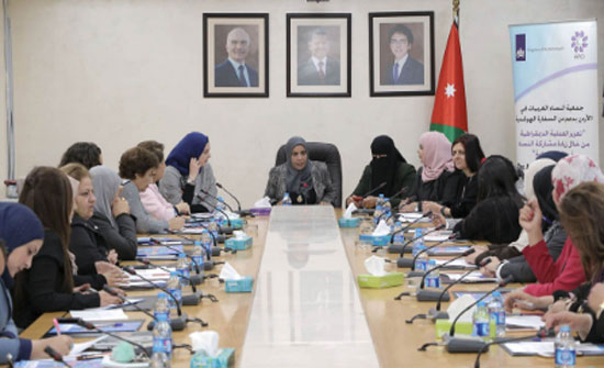النائب الكعابنة: المرأة الاردنية اثبتت جدارتها في مختلف المناصب النائب الكعابنة: المرأة الاردنية اثبتت جدارتها في مختلف المناصب
