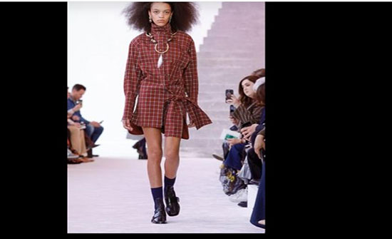 بالصور: تعرفي على مجموعة دار أزياء "Chloé" في أسبوع الموضة بباريس بالصور: تعرفي على مجموعة دار أزياء "Chloé" في أسبوع الموضة بباريس