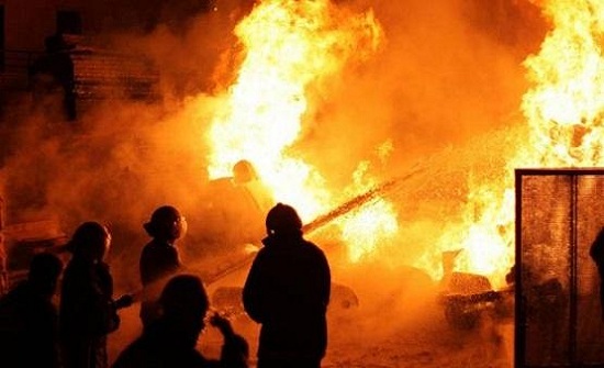 حريق هائل يأتي على فضائية النجباء العراقية حريق هائل يأتي على فضائية النجباء العراقية