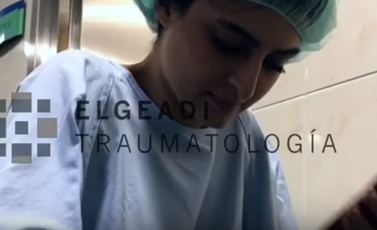 شاهد : الأردنية علا الفارس تكشف لأول مرة عن تفاصيل مرضها وفيديو لها من غرفة العمليات شاهد : الأردنية علا الفارس تكشف لأول مرة عن تفاصيل مرضها وفيديو لها من غرفة العمليات