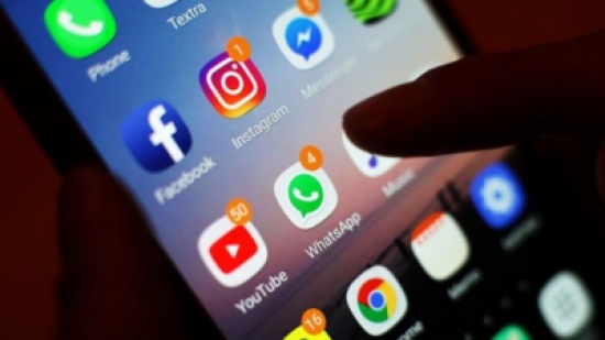 أطلق النار على رأسه خلال مكالمة فيديو على واتساب مع حبيبته! أطلق النار على رأسه خلال مكالمة فيديو على واتساب مع حبيبته!