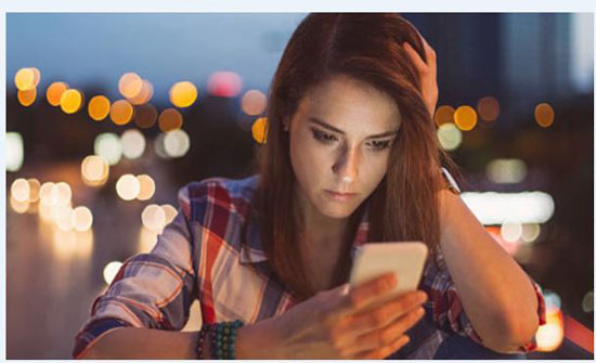 هل استخدام الجوال يسبب التعاسة؟ هل استخدام الجوال يسبب التعاسة؟