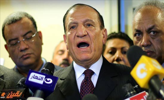 مصر.. إحالة نجل "عنان" للتحقيق لنشره آراء بمواقع التواصل مصر.. إحالة نجل "عنان" للتحقيق لنشره آراء بمواقع التواصل