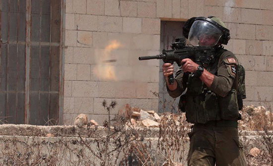 إصابة فلسطينيين اثنين برصاص إسرائيلي على حدود غزة إصابة فلسطينيين اثنين برصاص إسرائيلي على حدود غزة