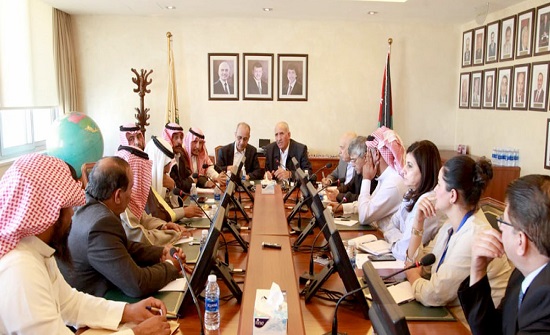 الفوسفات تؤكد استعدادها لدعم إقامة مشاريع تنموية في بلديات البادية الجنوبية الفوسفات تؤكد استعدادها لدعم إقامة مشاريع تنموية في بلديات البادية الجنوبية