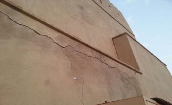 إخلاء مجمع سكني في الرصيفة خوفاً من انهياره إخلاء مجمع سكني في الرصيفة خوفاً من انهياره