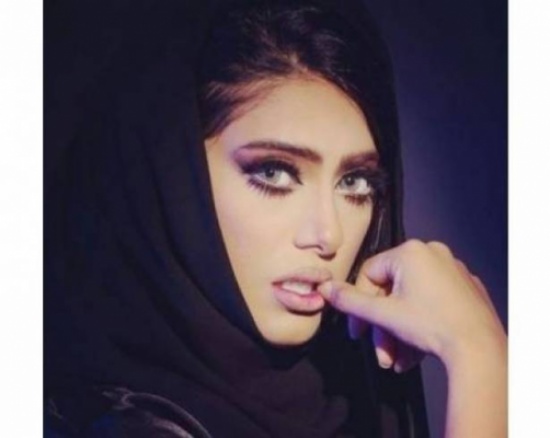 بالصور - شيلاء سبت تخرج عن صمتها وترد على طلب الزواج مقابل 7 مليون ريال! بالصور - شيلاء سبت تخرج عن صمتها وترد على طلب الزواج مقابل 7 مليون ريال!