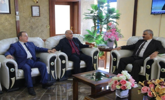 الملحق الثقافي العراقي يزور جامعة الزرقاء الملحق الثقافي العراقي يزور جامعة الزرقاء