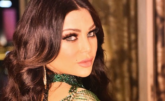 هيفاء وهبي تعلن إنهاء علاقتها بأحد الأشخاص.. فهل تقصد مدير أعمالها؟ هيفاء وهبي تعلن إنهاء علاقتها بأحد الأشخاص.. فهل تقصد مدير أعمالها؟