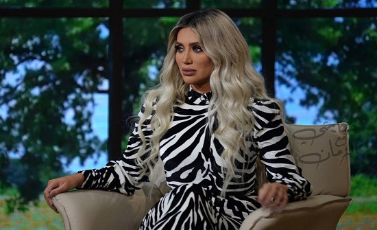 بالفيديو والصور : مايا دياب في عمر الـ 60.. ورد فعل غير متوقع لوالدتها عندما رأتها بالفيديو والصور : مايا دياب في عمر الـ 60.. ورد فعل غير متوقع لوالدتها عندما رأتها