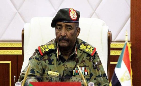 البرهان يكشف تفاصيل جديدة عن محاولتين انقلابيتين في السودان البرهان يكشف تفاصيل جديدة عن محاولتين انقلابيتين في السودان