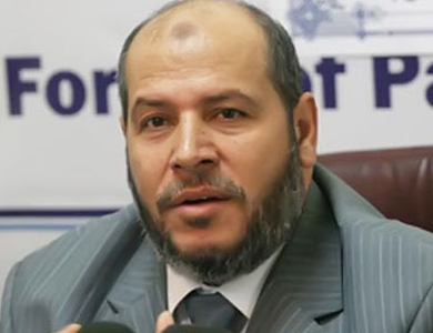استشهاد أربعة من عائلة القيادي البارز بحماس خليل الحية بقصف مدفعي إسرائيلي استشهاد أربعة من عائلة القيادي البارز بحماس خليل الحية بقصف مدفعي إسرائيلي