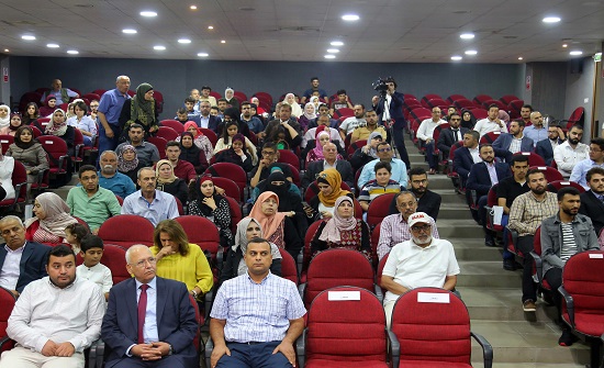 حفل لتكريم أوائل الجامعات من خريجي التخصصات الهندسية حفل لتكريم أوائل الجامعات من خريجي التخصصات الهندسية