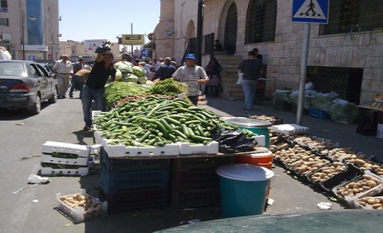 قرار توافقي بترحيل البسطات بعد عيد الفطر المبارك... قرار توافقي بترحيل البسطات بعد عيد الفطر المبارك...