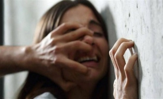 مصر: شاهدته شقيقته يُمارس الرذيلة مع زوجة شقيقه فتخلصا منها.. تفاصيل صادمة مصر: شاهدته شقيقته يُمارس الرذيلة مع زوجة شقيقه فتخلصا منها.. تفاصيل صادمة