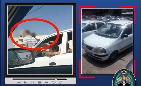 بالفيديو :ضبط سائق بعمان يقود مع وجود شخصين على مقدمة المركبة بالفيديو :ضبط سائق بعمان يقود مع وجود شخصين على مقدمة المركبة