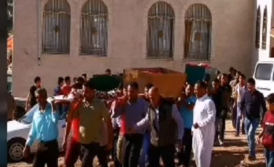 بالفيديو : تشييع أطفال حادثة الحريق في إربد بالفيديو : تشييع أطفال حادثة الحريق في إربد