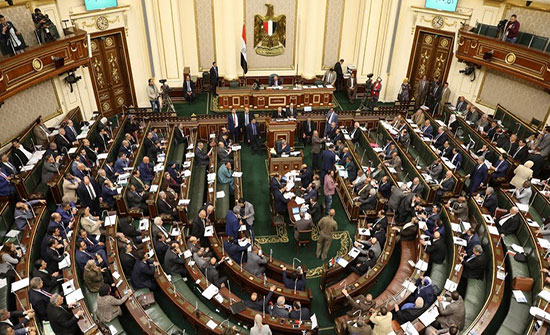برلمان مصر يقر مد حالة الطوارئ 3 أشهر في البلاد برلمان مصر يقر مد حالة الطوارئ 3 أشهر في البلاد