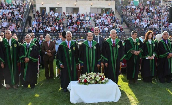 تخريج الفوج الـ22 لجامعة الزيتونة الأردنية تخريج الفوج الـ22 لجامعة الزيتونة الأردنية