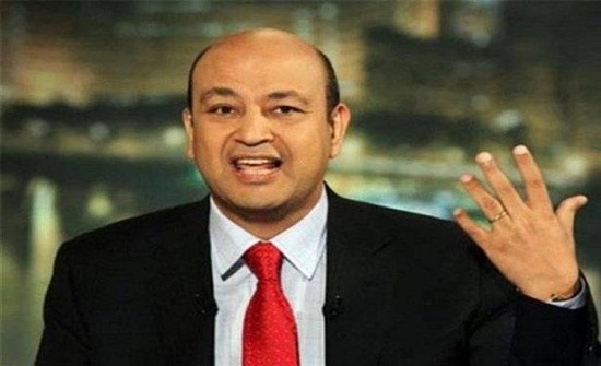 هجوم عنيف على أسلوب ولغة عمرو أديب: "يتحدث في برنامجه من دون انقطاع" هجوم عنيف على أسلوب ولغة عمرو أديب: "يتحدث في برنامجه من دون انقطاع"