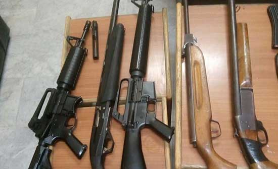 الامن : ضبط ٧١ شخصا و٧٩ سلاحا في حملة ضد الاسلحة غير المرخصة الامن : ضبط ٧١ شخصا و٧٩ سلاحا في حملة ضد الاسلحة غير المرخصة