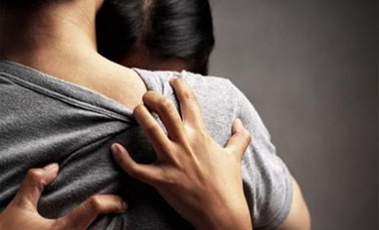 خيانة ورذيلة.. ربة منزل وعشيقها يتخلصان من زوجها حيًا داخل بئر خيانة ورذيلة.. ربة منزل وعشيقها يتخلصان من زوجها حيًا داخل بئر