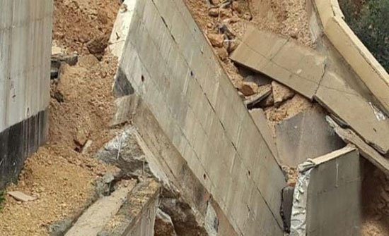 وفاة و3 إصابات إثر سقوط جدار بالشونة الجنوبية وفاة و3 إصابات إثر سقوط جدار بالشونة الجنوبية