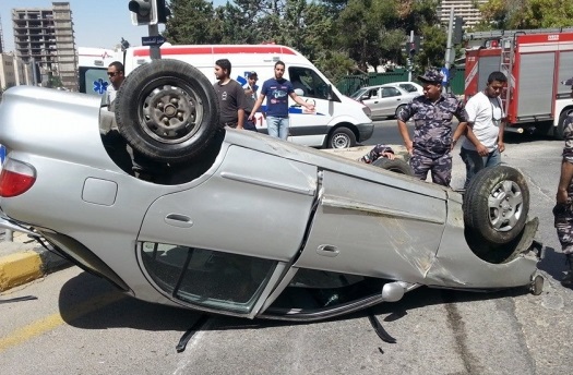اصابة طبيبين وممرض بحادث تدهور في المفرق اصابة طبيبين وممرض بحادث تدهور في المفرق