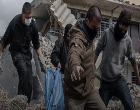 العثور على ٦٠٠ جثة تحت أنقاض جزء من الموصل العثور على ٦٠٠ جثة تحت أنقاض جزء من الموصل