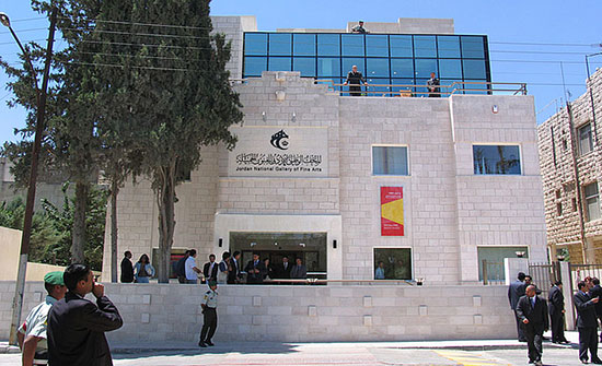 افتتاح معرض "فن معاصر من آسيا" في المتحف الوطني افتتاح معرض "فن معاصر من آسيا" في المتحف الوطني