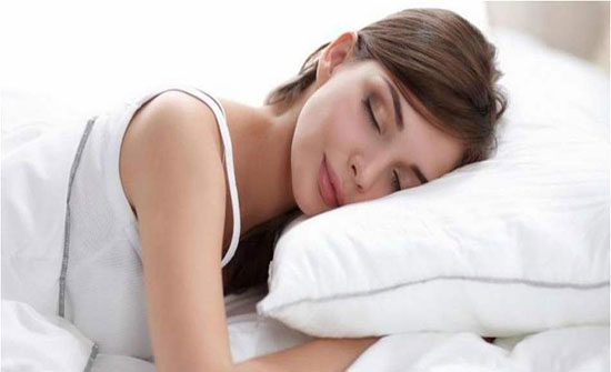 مفعولها سحرّي.. طريقة بسيطة تُدخلكم بنوم عميق مفعولها سحرّي.. طريقة بسيطة تُدخلكم بنوم عميق