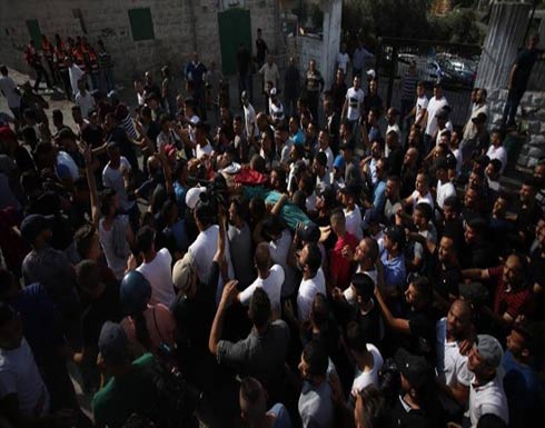 تشييع جثمان فلسطيني توفي داخل السجون الإسرائيلية تشييع جثمان فلسطيني توفي داخل السجون الإسرائيلية