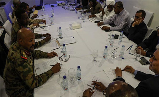 "المهنيين السودانيين" يحمّل "العسكري" مقتل متظاهر شمالي البلاد "المهنيين السودانيين" يحمّل "العسكري" مقتل متظاهر شمالي البلاد